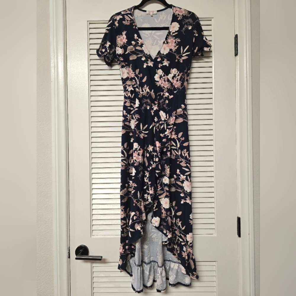 Stella Tweed - Floral Faux-Wrap Short-Sleeve Asymmetrical Maxi Dress